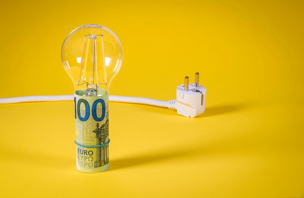 Como reduzir sua Conta de Luz em 50% usando tecnologias simples economizar energia, como reduzir conta de luz, economia de energia elétrica, save energy, how to reduce electricity bills, saving electricity, ahorrar energía, cómo reducir las facturas de electricidad, ahorrar electricidad,